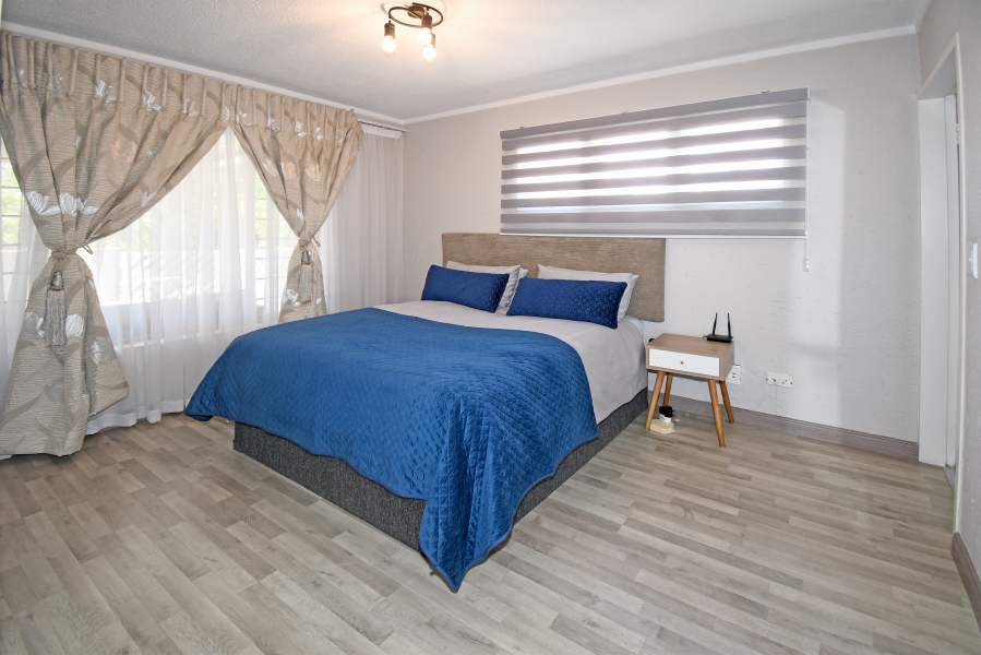 2 Bedroom Property for Sale in Craighall Park Gauteng