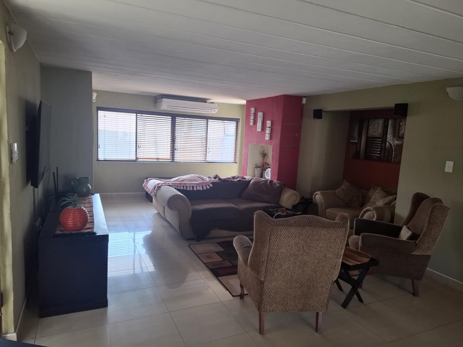 3 Bedroom Property for Sale in Westonaria Gauteng