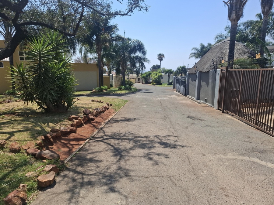 3 Bedroom Property for Sale in Westonaria Gauteng