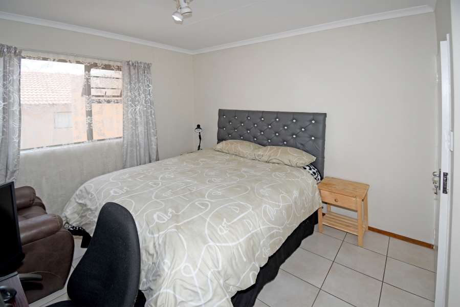 2 Bedroom Property for Sale in Noordhang Gauteng