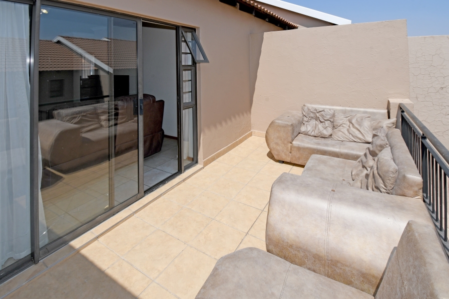 2 Bedroom Property for Sale in Noordhang Gauteng