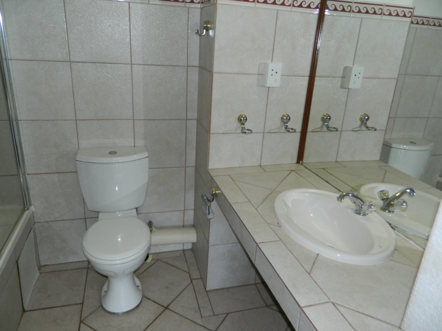 To Let 1 Bedroom Property for Rent in Wapadrand Gauteng