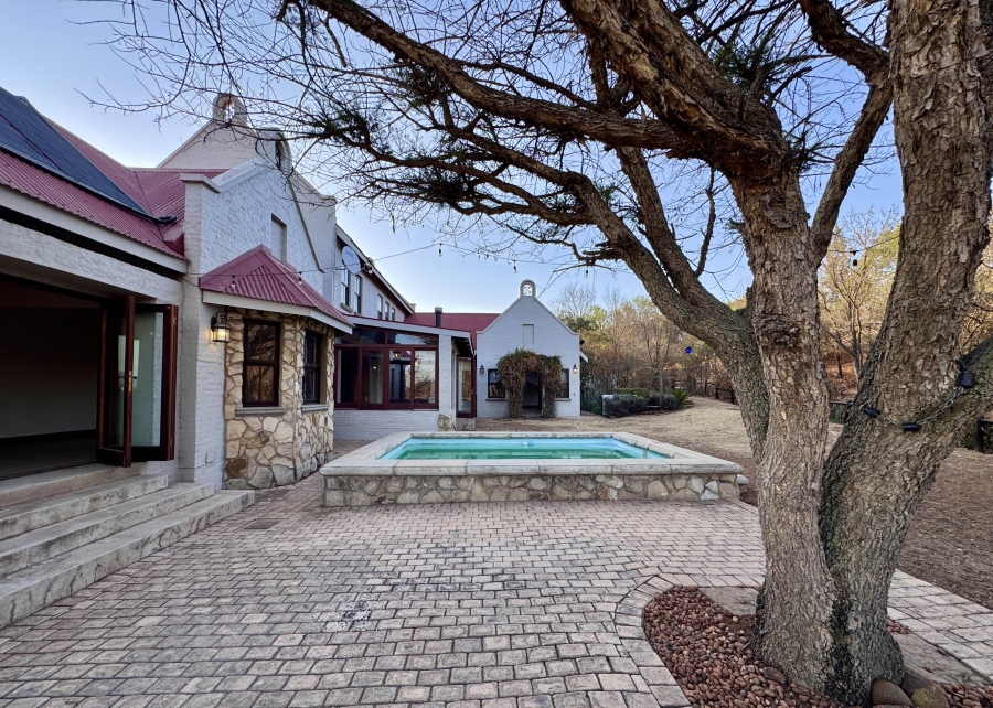 4 Bedroom Property for Sale in Waterlake Farm Lifestyle Estate Gauteng