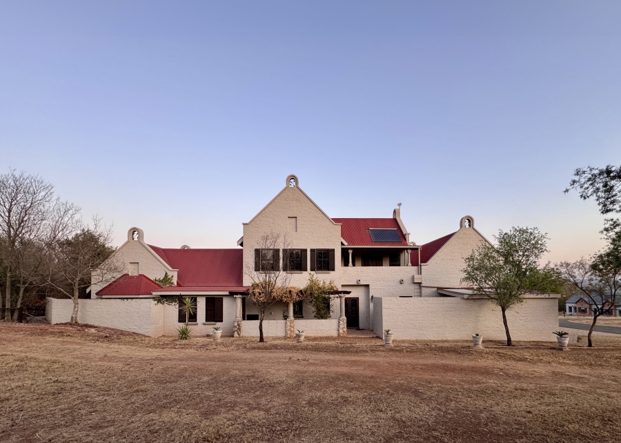 4 Bedroom Property for Sale in Waterlake Farm Lifestyle Estate Gauteng