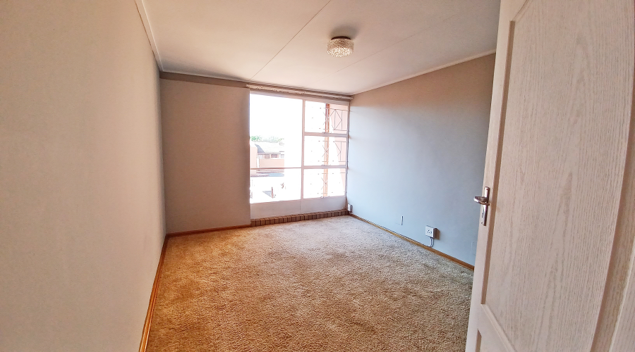 2 Bedroom Property for Sale in Vanderbijlpark SW 1 Gauteng