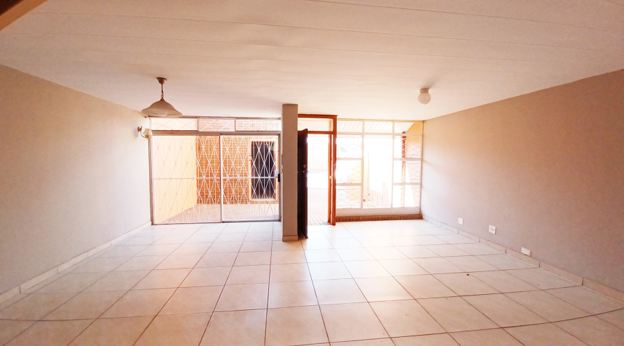 2 Bedroom Property for Sale in Vanderbijlpark SW 1 Gauteng