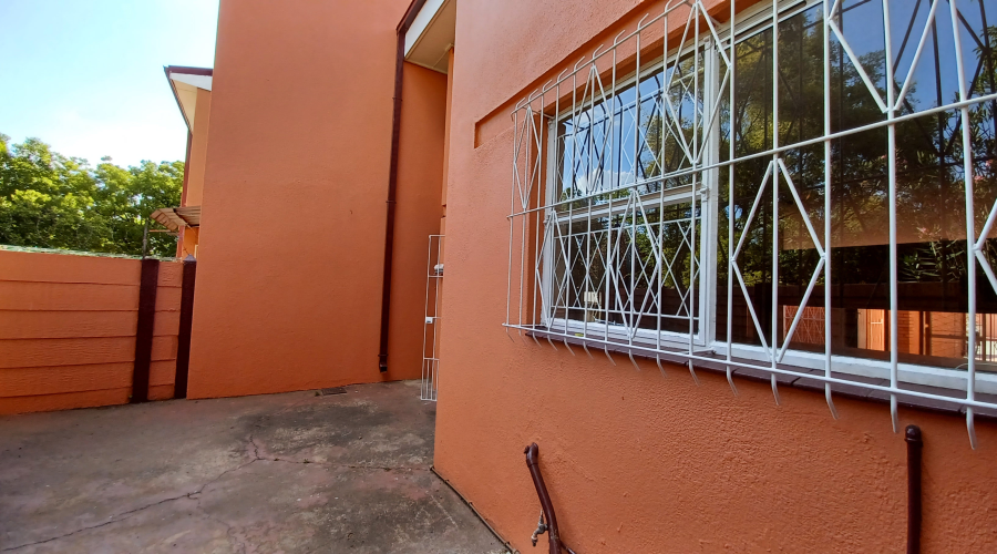 2 Bedroom Property for Sale in Vanderbijlpark SW 1 Gauteng