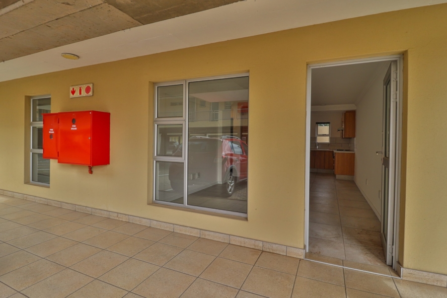 2 Bedroom Property for Sale in Lambton Gauteng