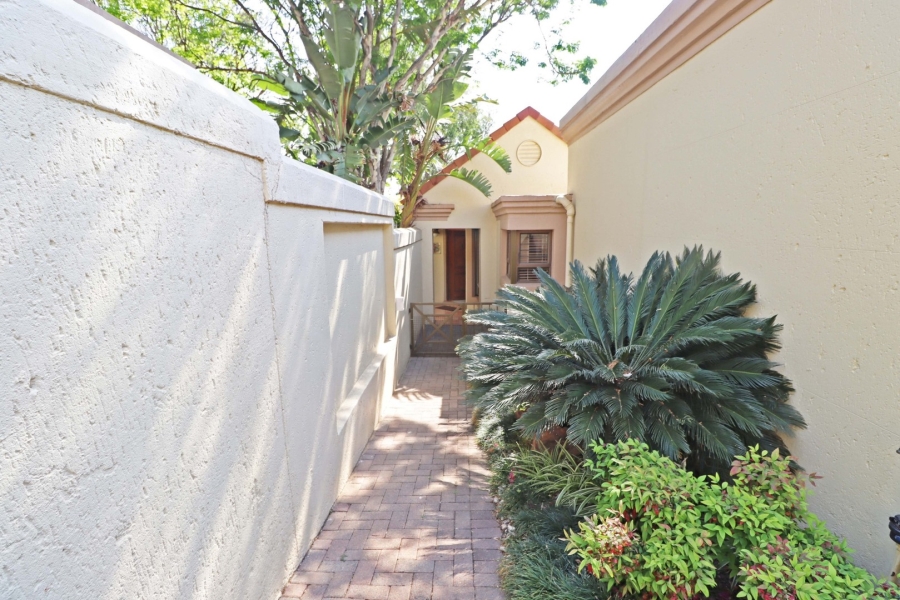 To Let 3 Bedroom Property for Rent in Mill Hill Gauteng