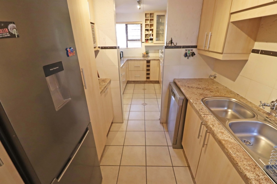 To Let 3 Bedroom Property for Rent in Mill Hill Gauteng