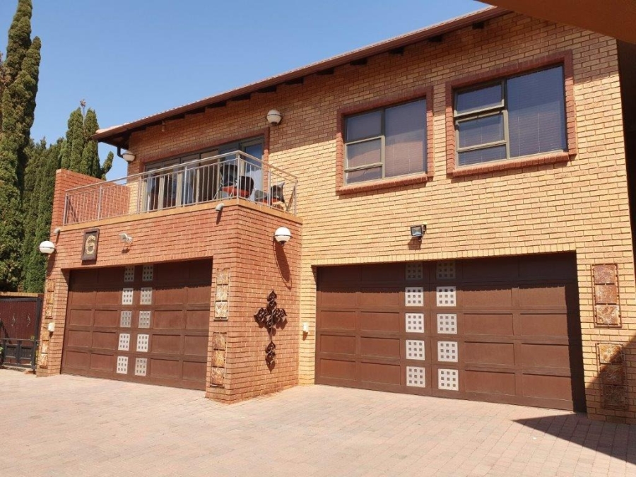 4 Bedroom Property for Sale in The Wilds Gauteng