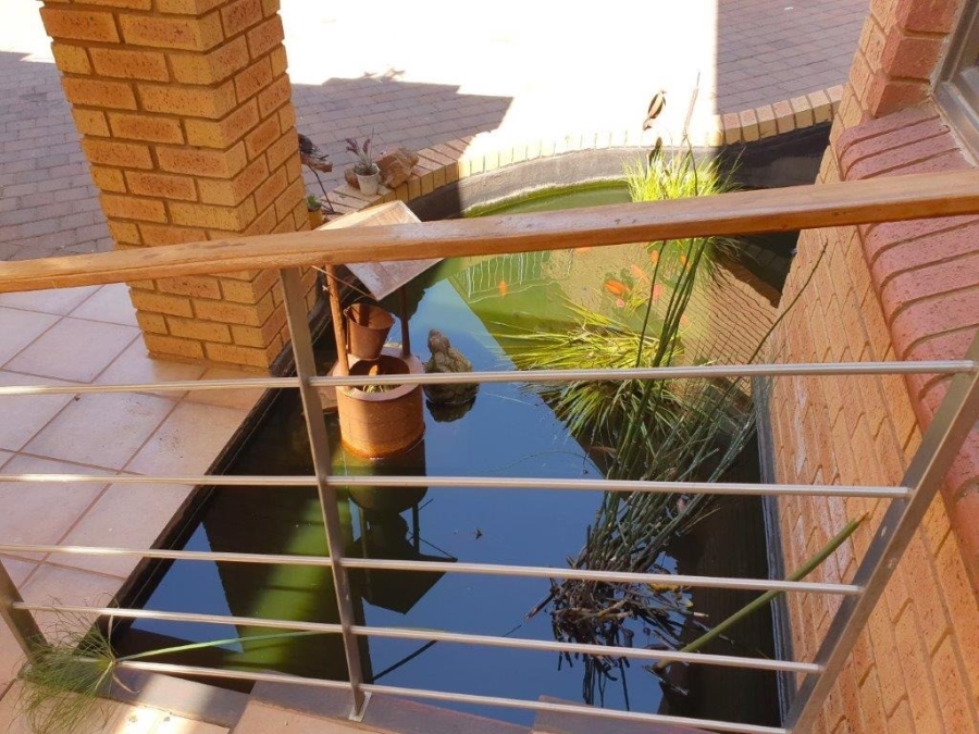 4 Bedroom Property for Sale in The Wilds Gauteng