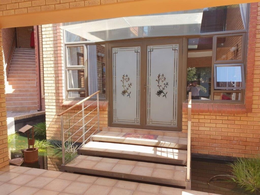 4 Bedroom Property for Sale in The Wilds Gauteng