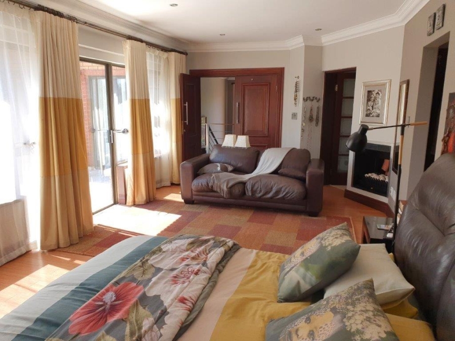 4 Bedroom Property for Sale in The Wilds Gauteng