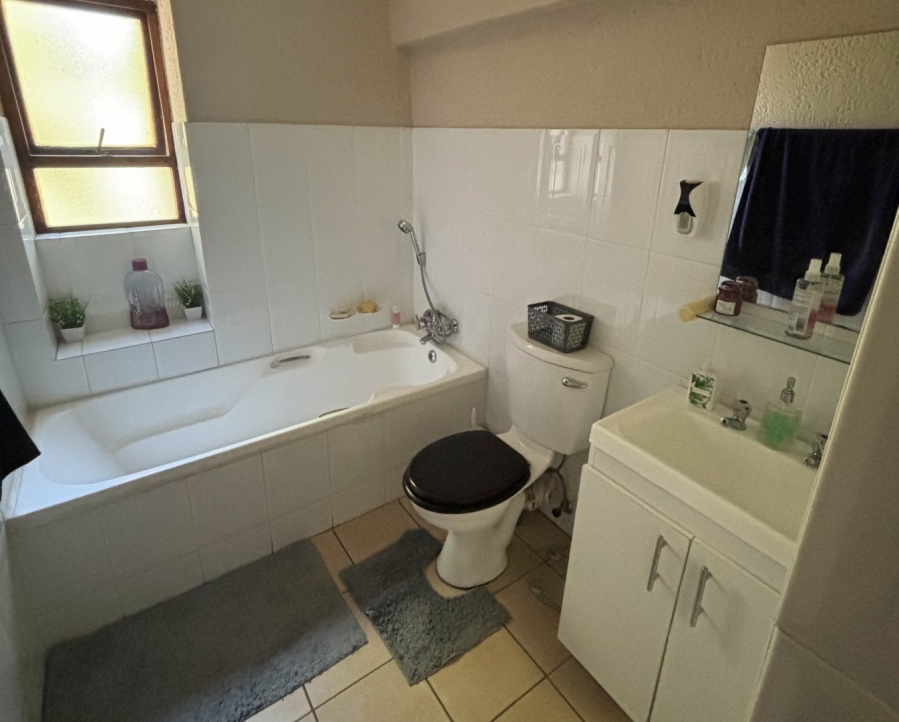 2 Bedroom Property for Sale in Paulshof Gauteng