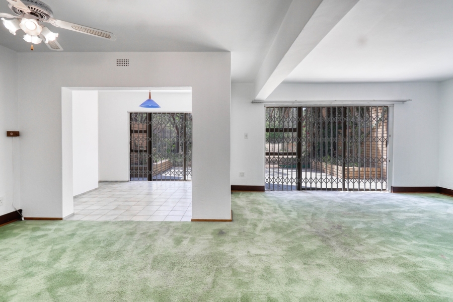 3 Bedroom Property for Sale in Broadacres Gauteng