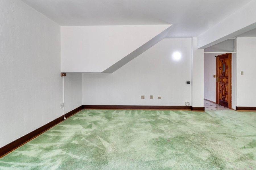 3 Bedroom Property for Sale in Broadacres Gauteng