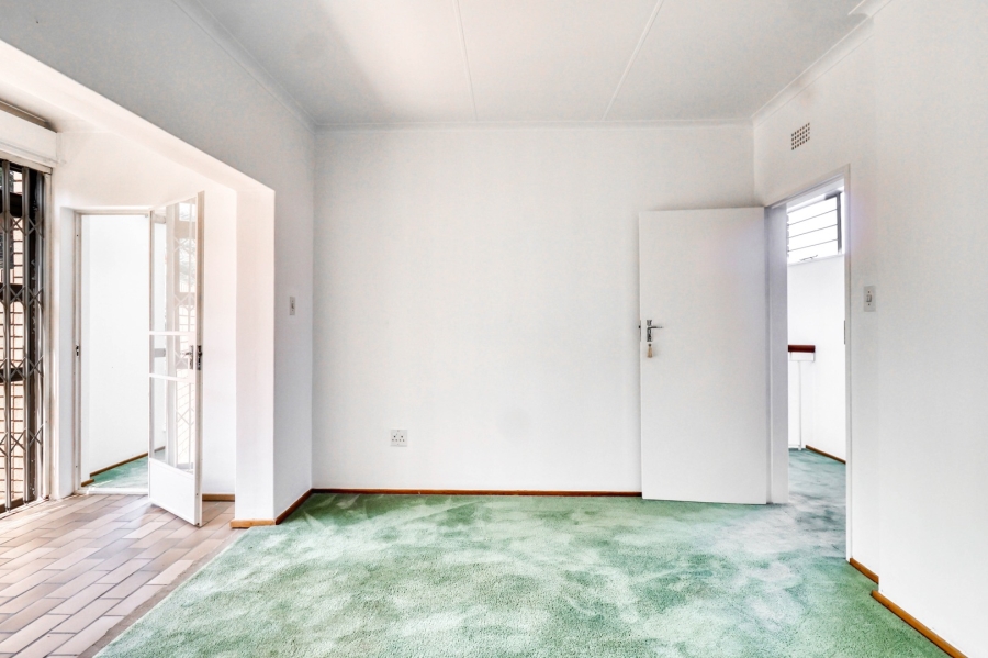 3 Bedroom Property for Sale in Broadacres Gauteng