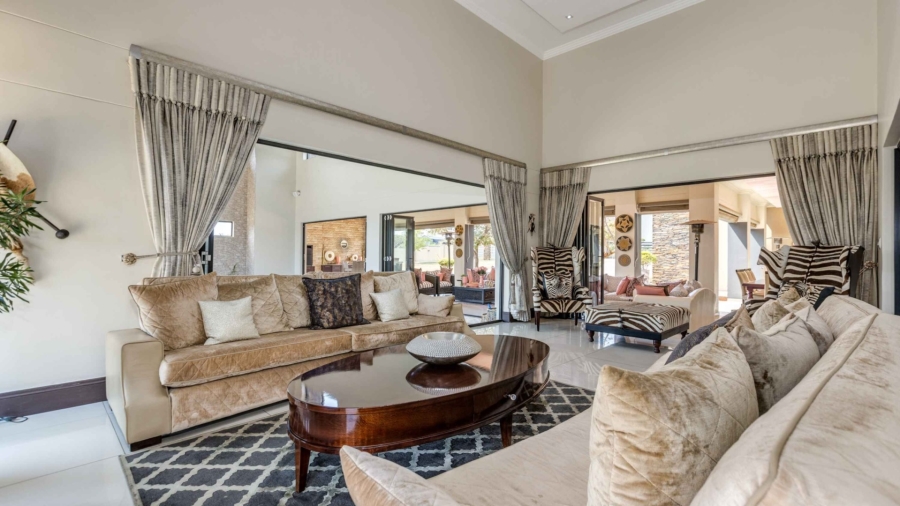 8 Bedroom Property for Sale in Blue Hills Equestrian Estate Gauteng