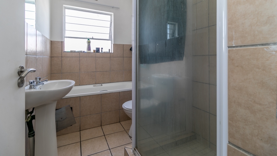 2 Bedroom Property for Sale in Ferndale Gauteng