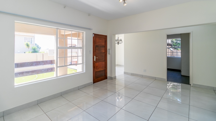 To Let 4 Bedroom Property for Rent in Sundowner Gauteng