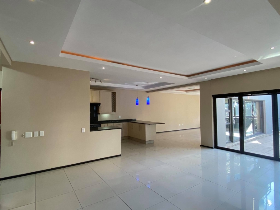 To Let 2 Bedroom Property for Rent in Melrose North Gauteng