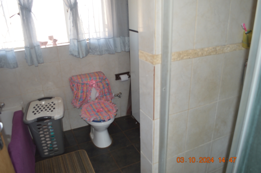 3 Bedroom Property for Sale in Kookrus Gauteng