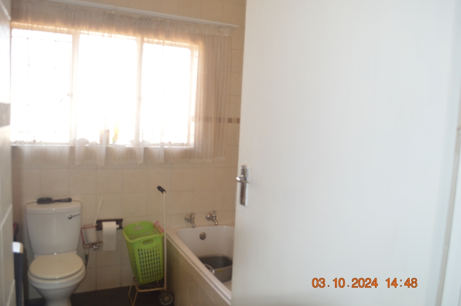 3 Bedroom Property for Sale in Kookrus Gauteng