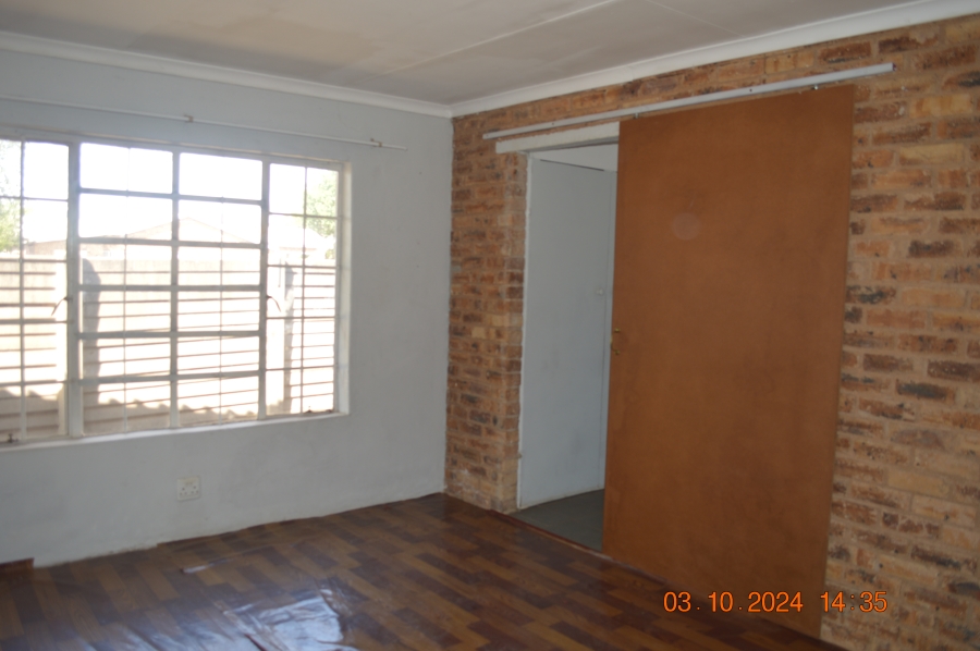 3 Bedroom Property for Sale in Kookrus Gauteng