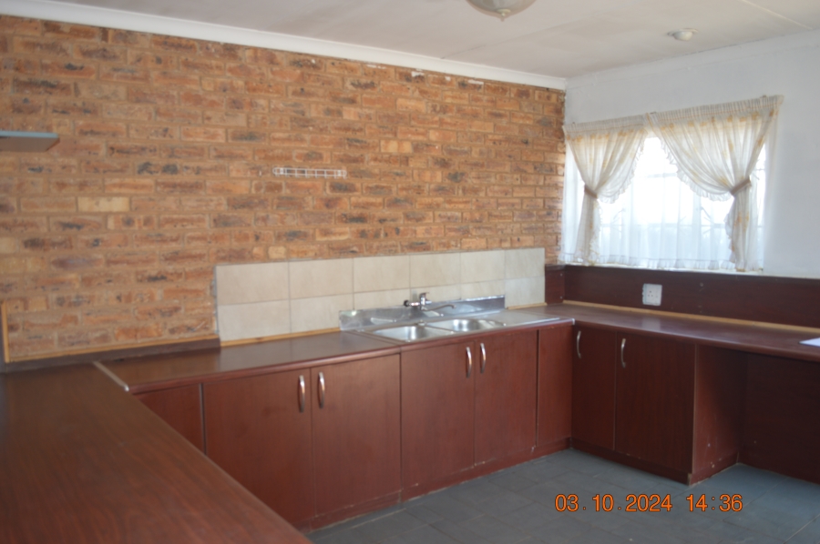 3 Bedroom Property for Sale in Kookrus Gauteng