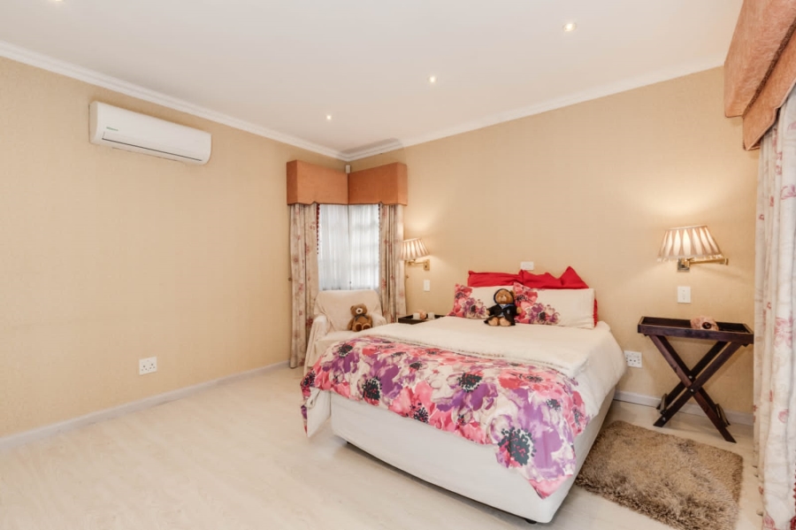 To Let 4 Bedroom Property for Rent in Edenburg Gauteng