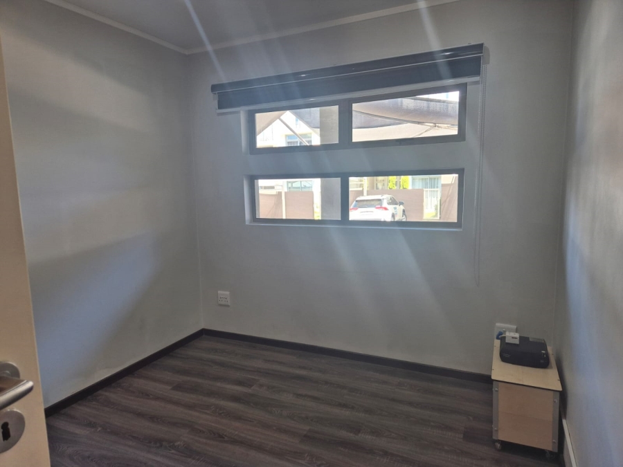 To Let 2 Bedroom Property for Rent in Rivonia Gauteng