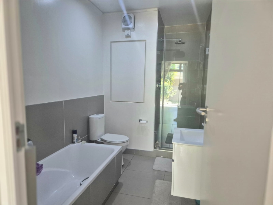 To Let 2 Bedroom Property for Rent in Rivonia Gauteng