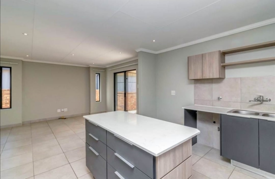 3 Bedroom Property for Sale in Cosmo City Gauteng