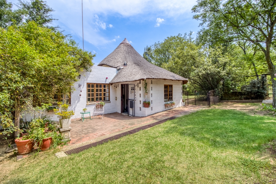 10 Bedroom Property for Sale in Chartwell Gauteng