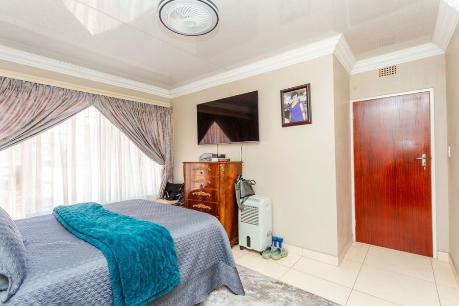 4 Bedroom Property for Sale in President Park Gauteng