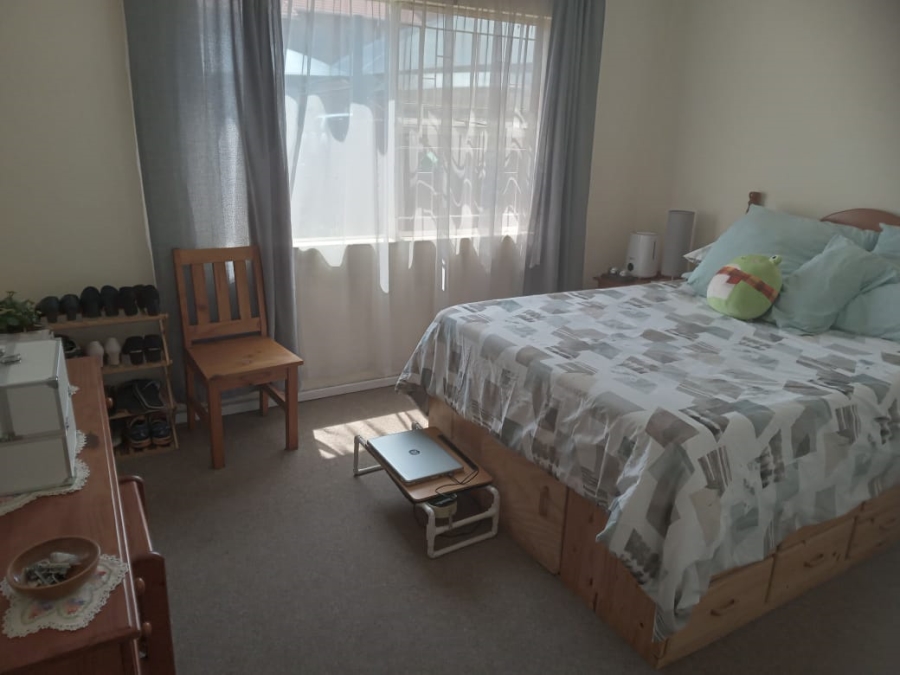 2 Bedroom Property for Sale in Vorna Valley Gauteng