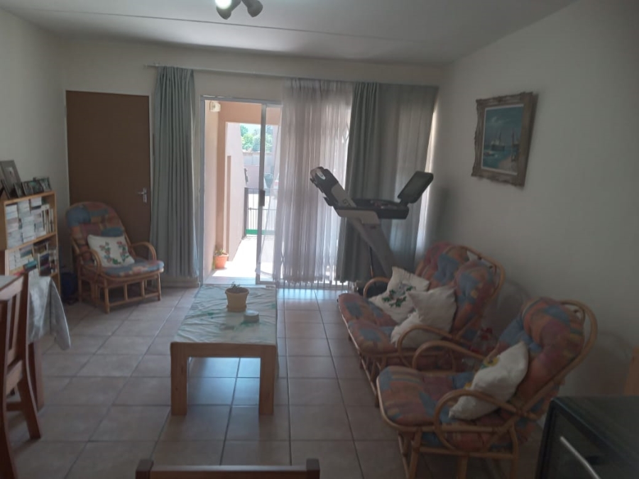 2 Bedroom Property for Sale in Vorna Valley Gauteng