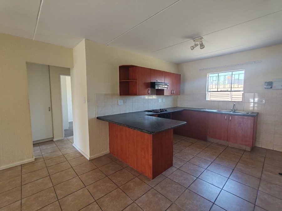 2 Bedroom Property for Sale in Vorna Valley Gauteng