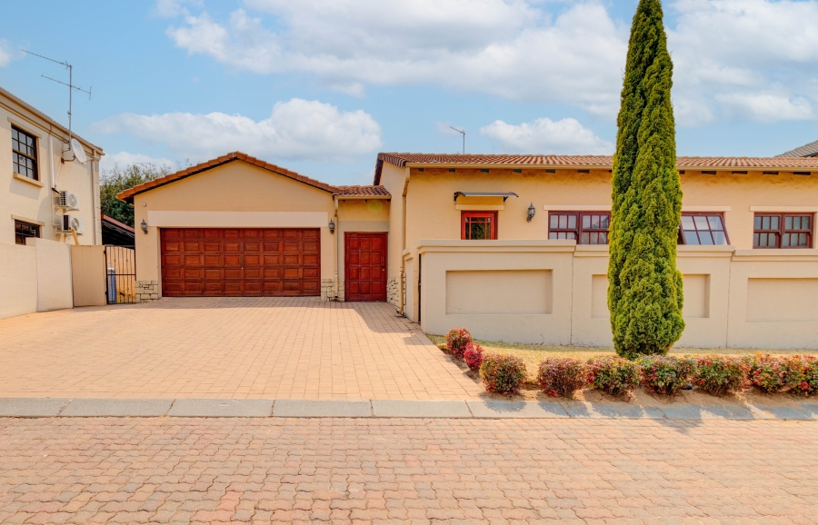 3 Bedroom Property for Sale in Kyalami Gauteng