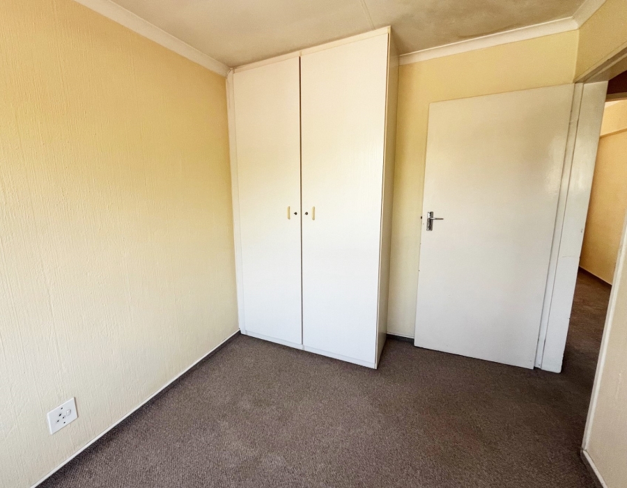 2 Bedroom Property for Sale in Sunninghill Gauteng