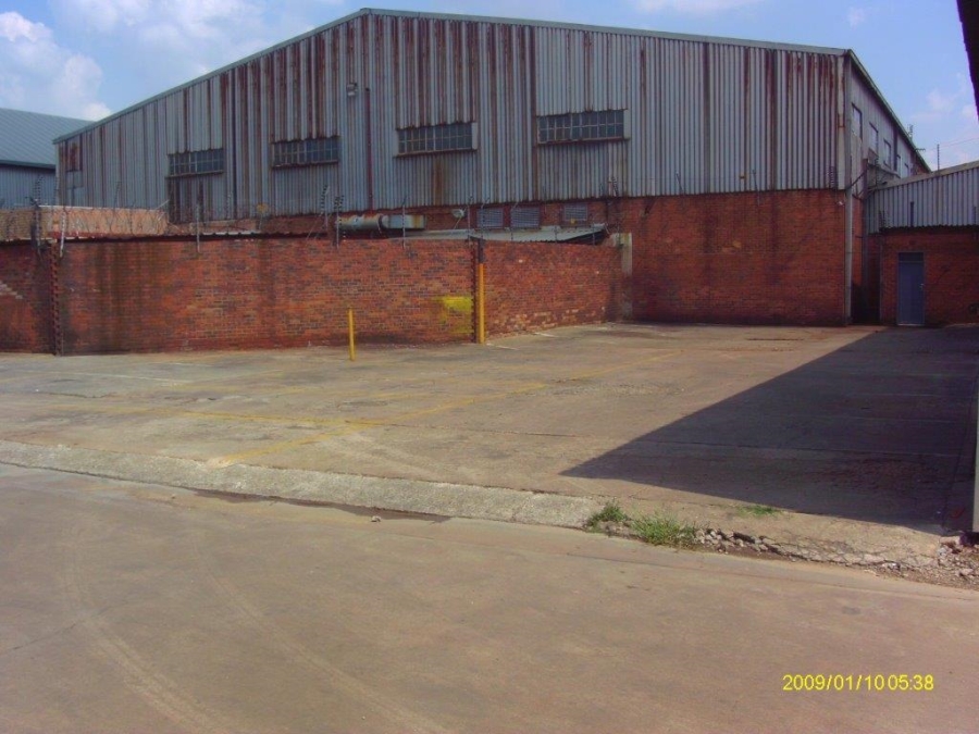 To Let commercial Property for Rent in Anderbolt Gauteng