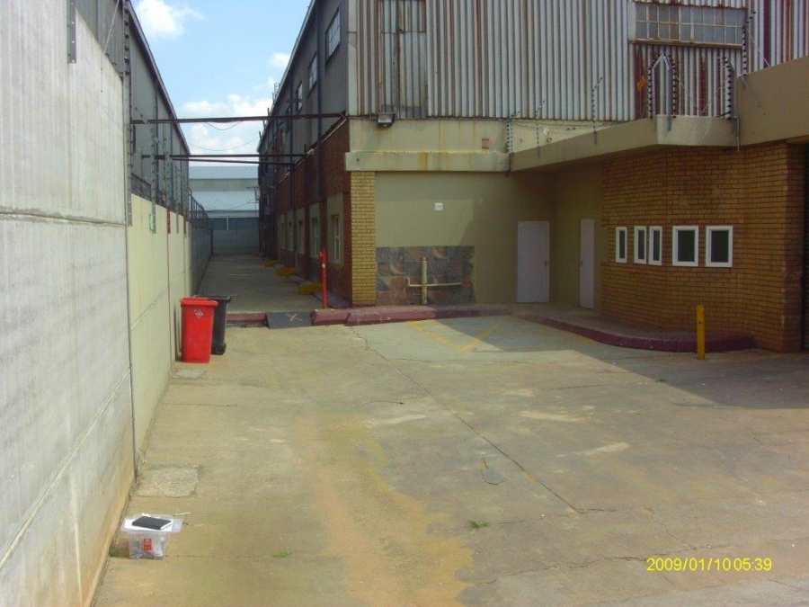 To Let commercial Property for Rent in Anderbolt Gauteng