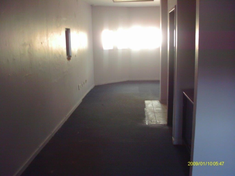 To Let commercial Property for Rent in Anderbolt Gauteng