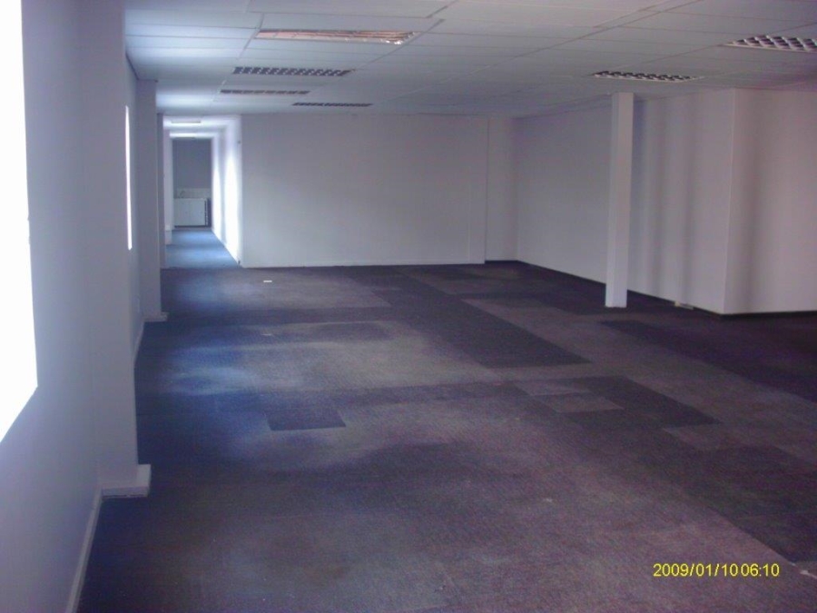 To Let commercial Property for Rent in Anderbolt Gauteng