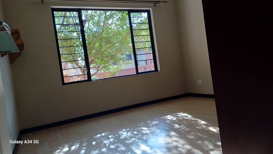 To Let 2 Bedroom Property for Rent in Sunninghill Gauteng