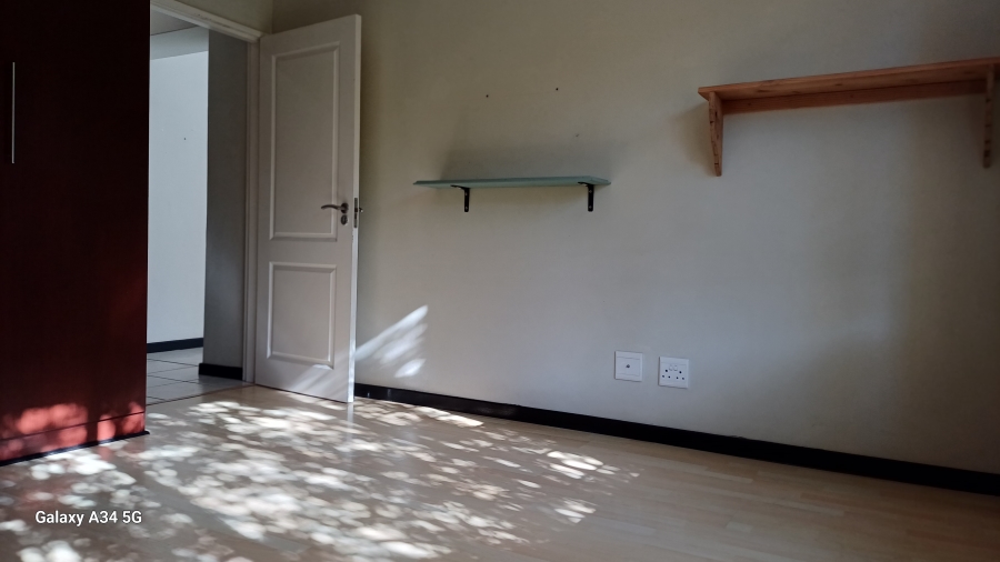 To Let 2 Bedroom Property for Rent in Sunninghill Gauteng