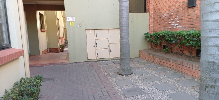 To Let 2 Bedroom Property for Rent in Sunninghill Gauteng