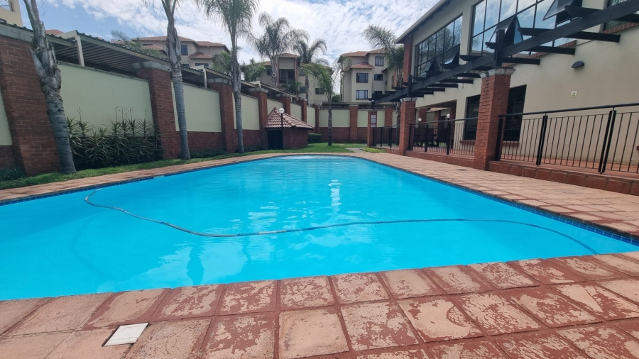 To Let 2 Bedroom Property for Rent in Sunninghill Gauteng