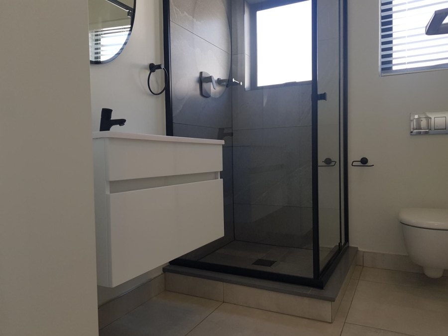 To Let 2 Bedroom Property for Rent in The Polofields Gauteng